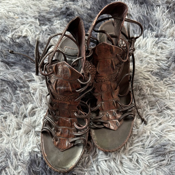 Dolce Vita Wedges - Picture 2 of 5